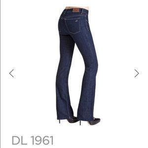 DL1961 Jeans (Jennifer) size 31